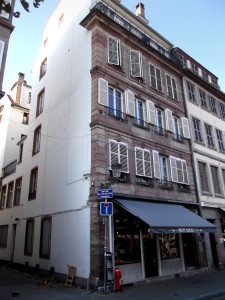 Broglie 10, façades (août 2016)
